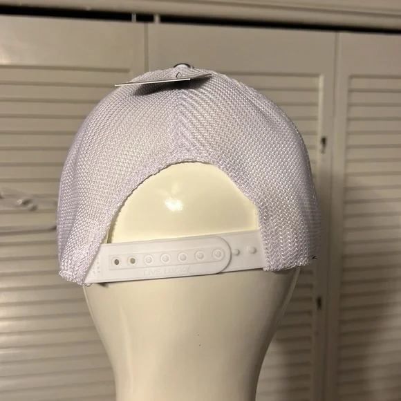 Black Clover Berkeley Tropical white mesh Size Adjustable SnapBack - Picture 3 of 9